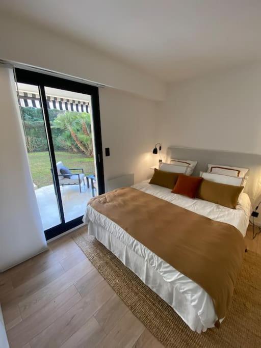 T2 Avec Terrasse Et Jardin Apartment Cannes Luaran gambar
