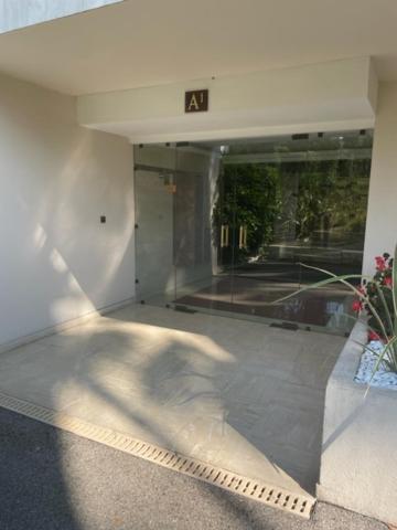 T2 Avec Terrasse Et Jardin Apartment Cannes Luaran gambar