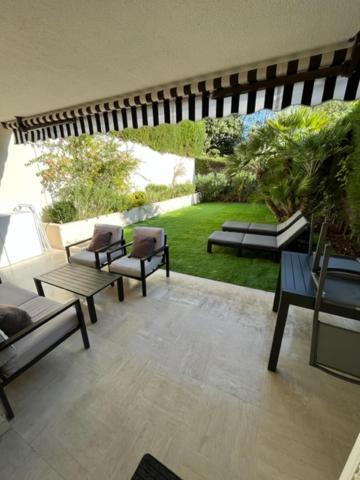 T2 Avec Terrasse Et Jardin Apartment Cannes Luaran gambar